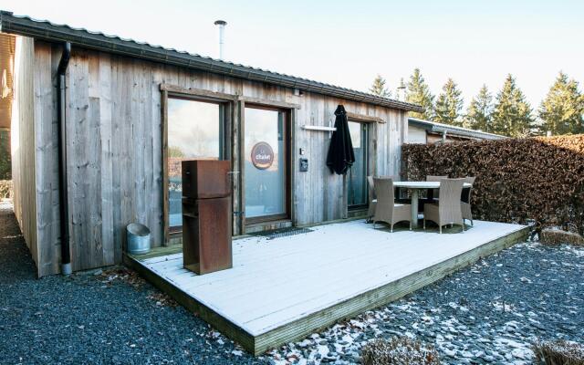 Boutique Chalet in Bullingen Near Lake