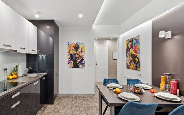 SKY9 Apartments District 6