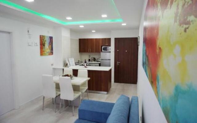 Lazuli Beach Apartment 501