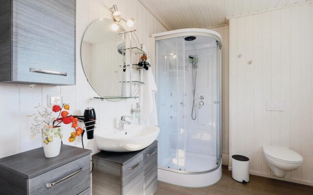 Awesome Home in Zerpenschleuse With 2 Bedrooms and Wifi