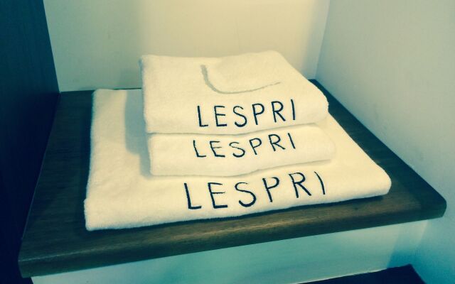 Lespri Grand