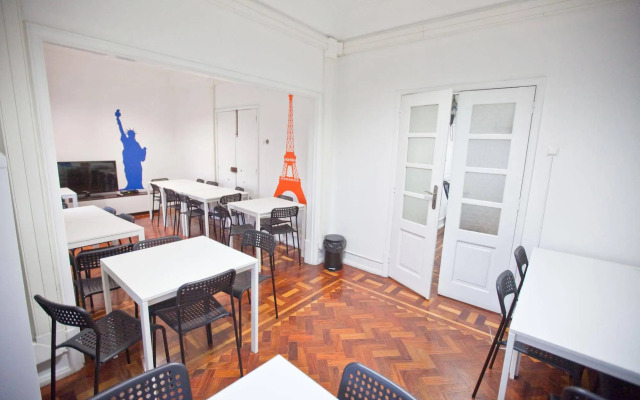 Tagus Palace Hostal