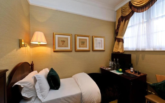 Colonnade Hotel London