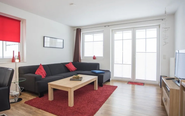 Bright Flat in Neuastenberg With Terrace