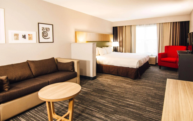 Country Inn & Suites by Radisson, Stockton, IL