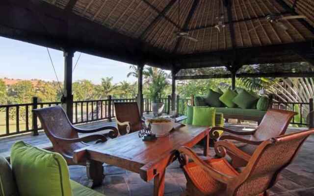 Villa Surya
