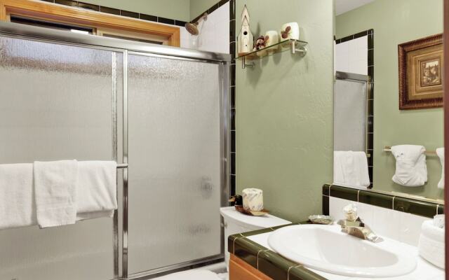 Sleepy Bear Lodge # 2385