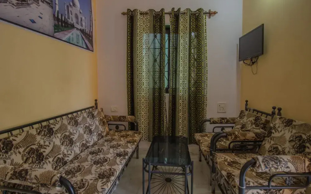 OYO 12304 Home Cozy Studio Baga