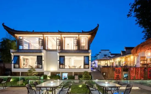 Hongcun Xiyun Yingyue Holiday Select Intelligent High-end Designer Homestay
