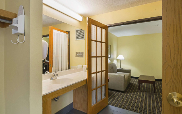 Quality Inn & Suites Harrington - Milford