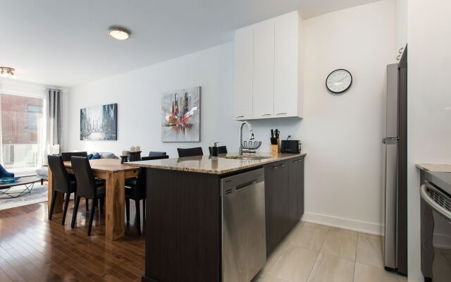 Sunny 2BR on Plateau Mont-Royal