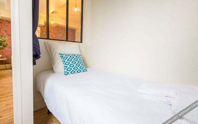 Apartment Ponthieu - Champs-Elysées