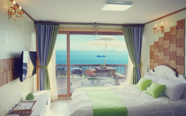 Namhae Bel Vienne Pension