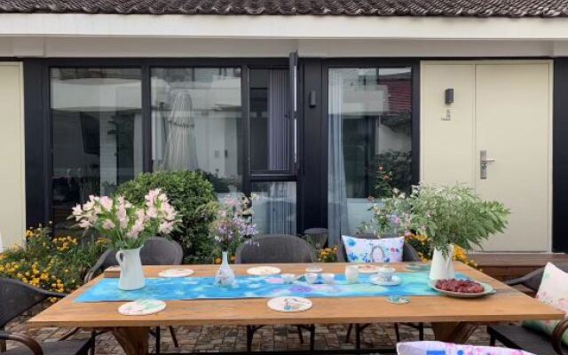 Beijing Sihai Bed and Breakfast