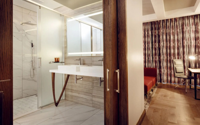 The Maslow Hotel, Time Square