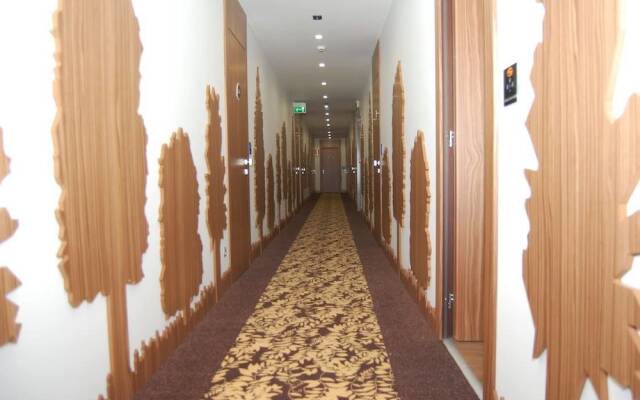 National Park Hotel & Spa
