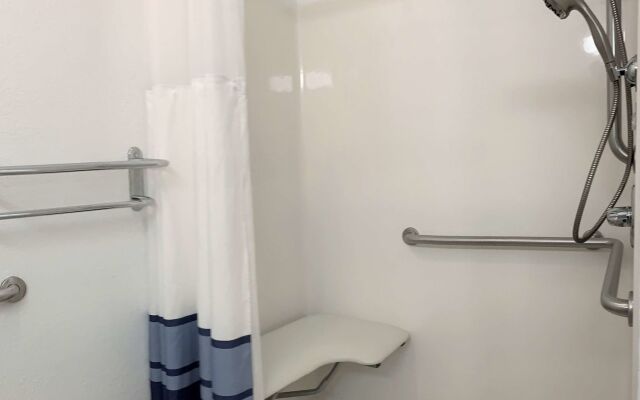 Baymont by Wyndham Paw Paw