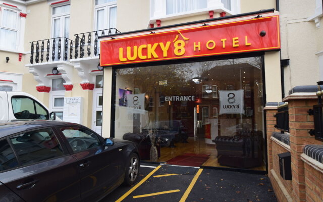 Lucky 8 Hotel