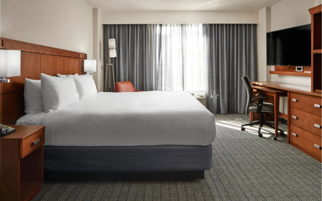 Courtyard by Marriott Charlottesville University Medical Ctr