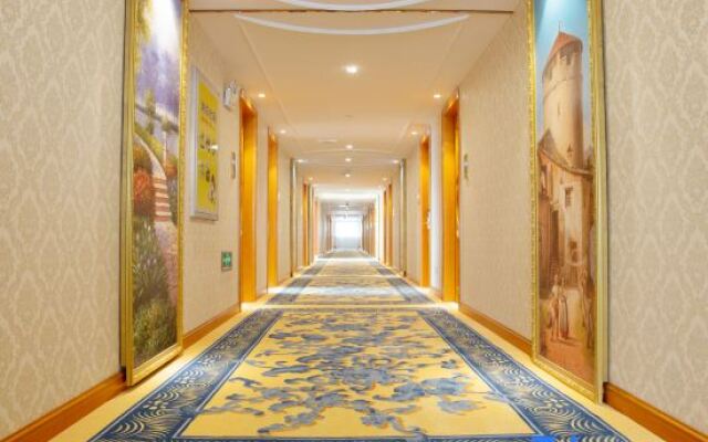 Huaqiao International Hotel