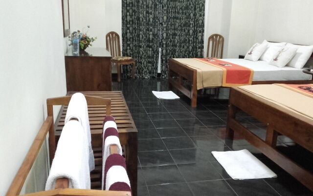 Forest Villa Hotel