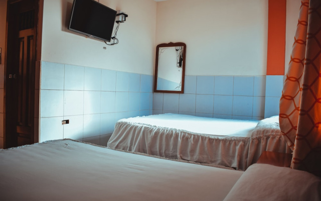 Hotel Americano