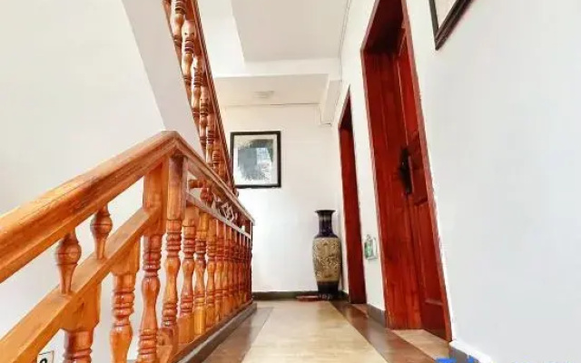 Wanfeng Lane to Jiangjing Homestay