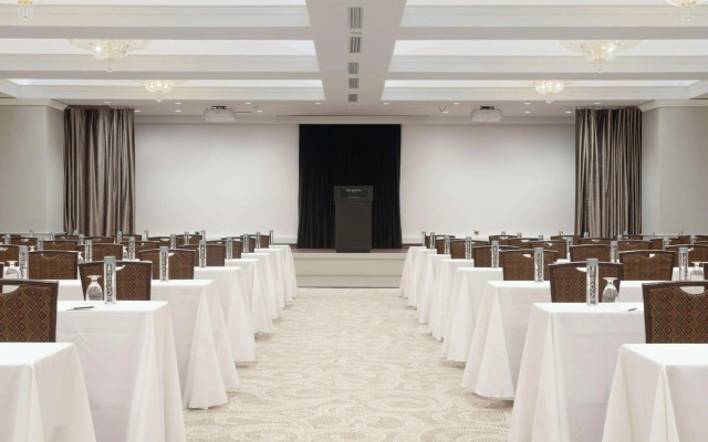 The Benson Portland, Curio Collection by Hilton