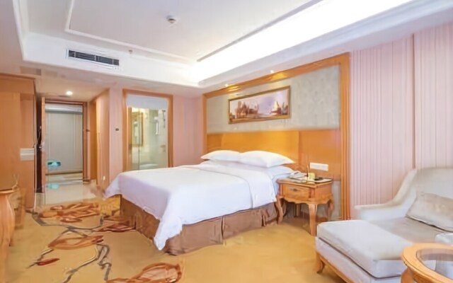 Vienna Classic Baiyun Dongping Zhong Road
