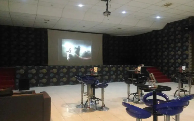 Grand Royal Taliwang