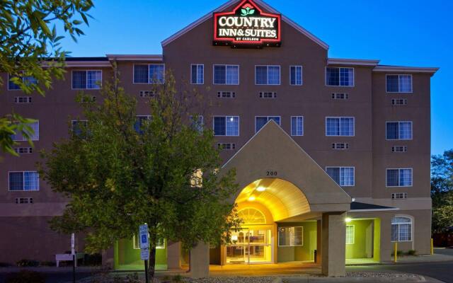 Country Inn & Suites by Radisson, Sioux Falls, SD