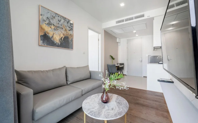 The Rich Residences Sukhumvit Nana