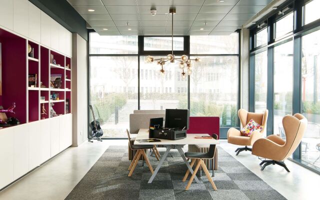 MOXY Frankfurt Eschborn