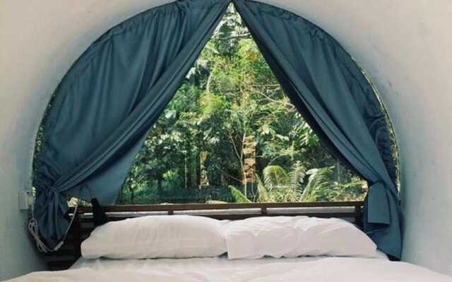 Time Capsule Retreat