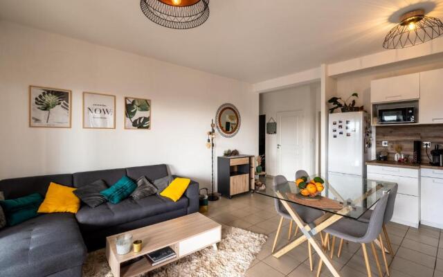 U Nidu - à Ajaccio, Magnifique appartement 4 couchages vue mer
