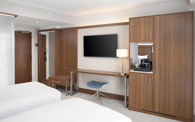 Courtyard by Marriott Oxford City Centre