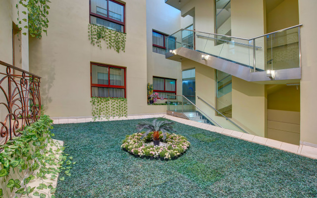 Beach Hotel Apartment