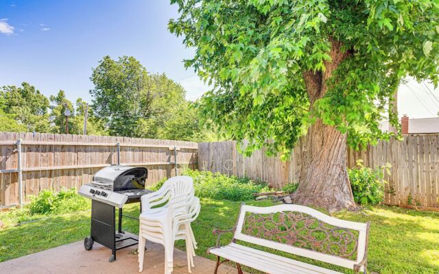 Family-friendly OKC Area Getaway: Dogs Welcome!