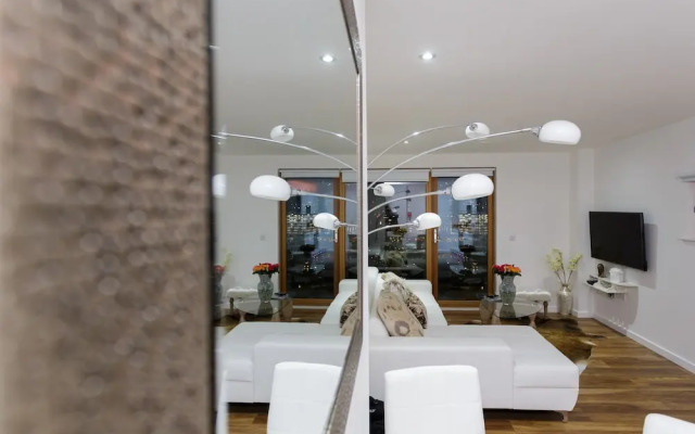 Live in Leeds Sky Penthouse