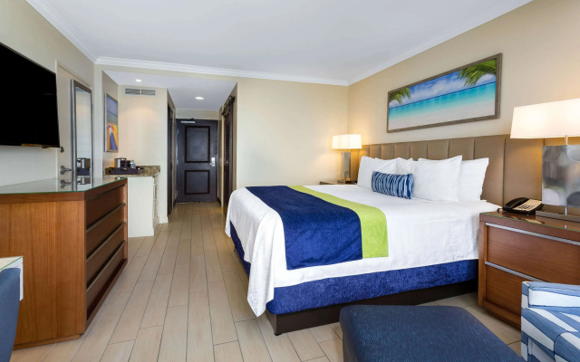 Wyndham Deerfield Beach Resort