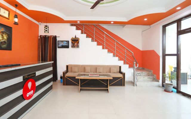 OYO 10875 Optimum i Hotel