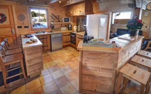 Chalet Capieu - Le Barn - OVO Network