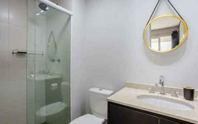 Apt w/ Gourmet Balcony 190m From the Metro Wal0714