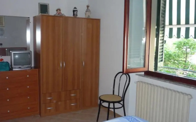 Rosignano Bed and Car