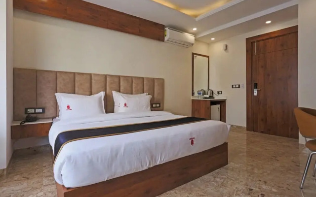 Hotel golf inn golf course road