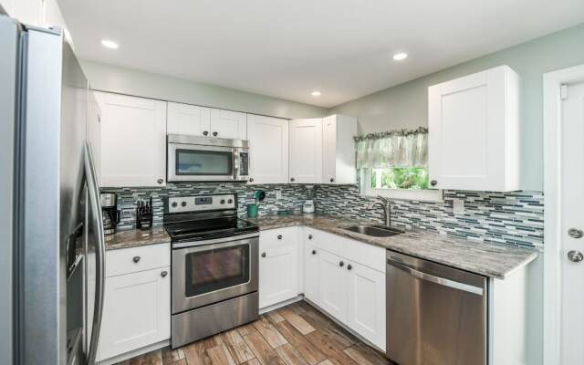 Blue Lagoon by SKLRP