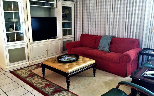 Shoreline Towers by Holiday Isle