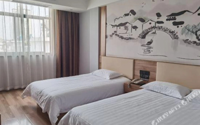 Courtyard Delight Hotel