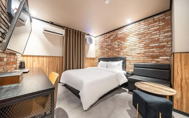 Yangcheon (Shinwol) Stay 25