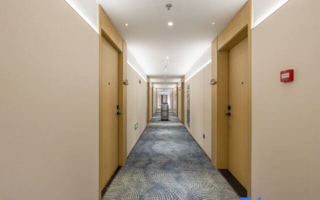 Lvchen Smart Hotel (Taicangyu Branch)